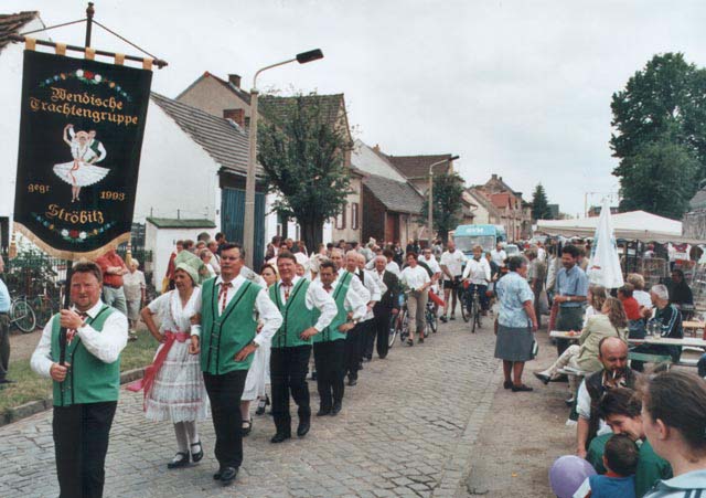 550_Tanzgruppe